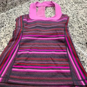 Lululemon tank size 4